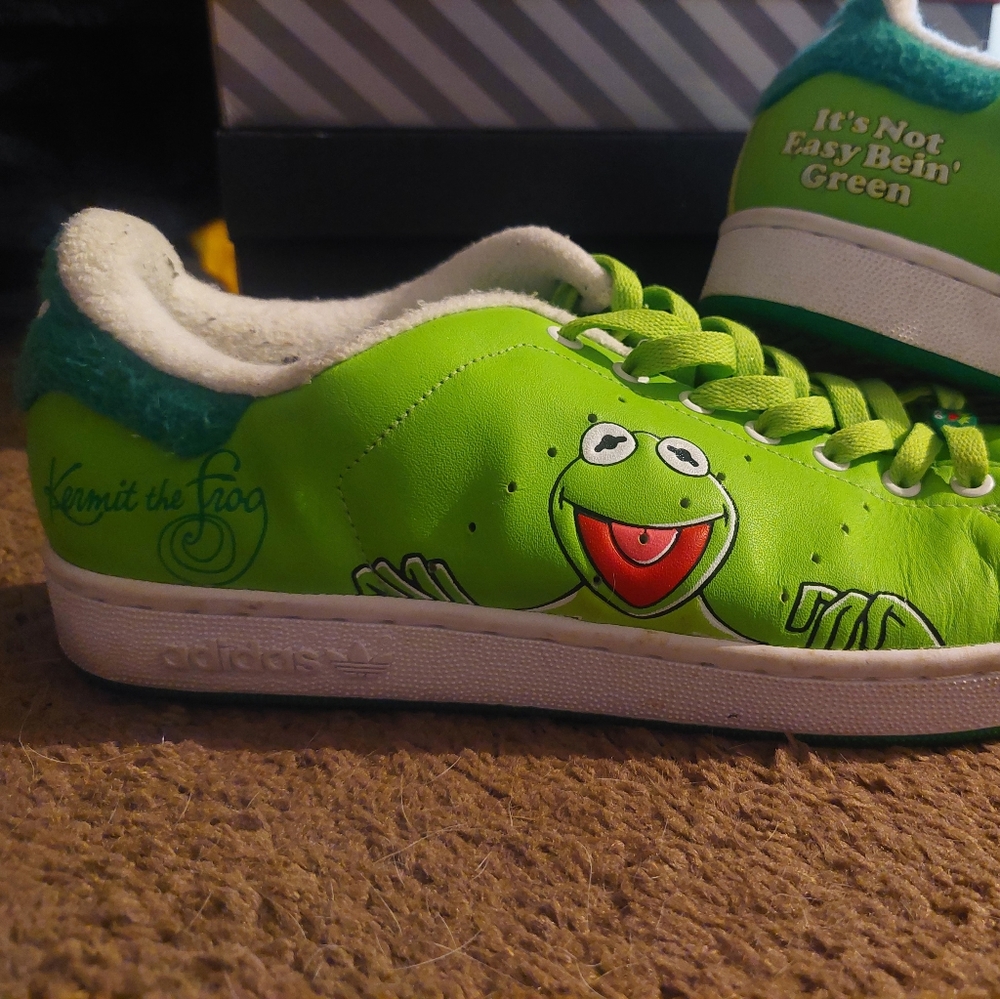 Adidas Stan Smith Kermit the Frog shoes